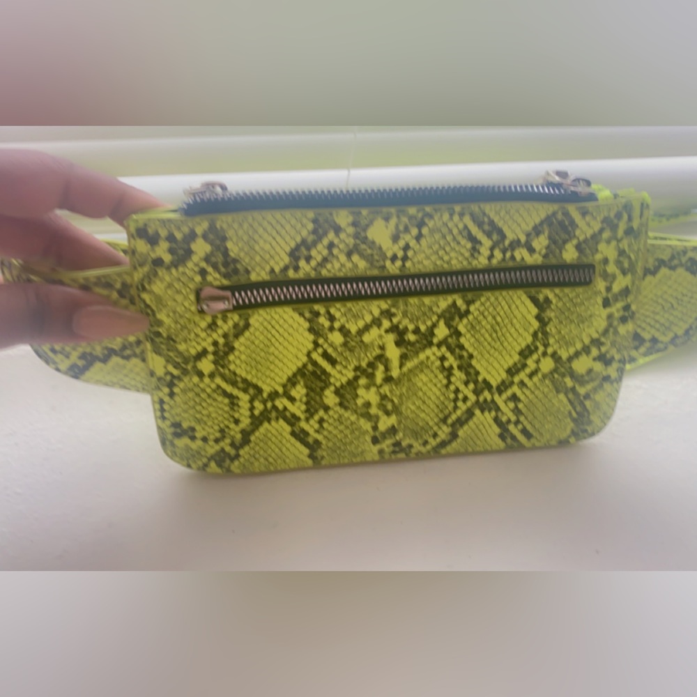 Fanny pack